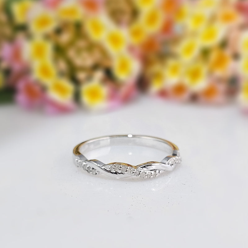 Silver Vritti Ring – Dainty Stacking & Promise Ring
