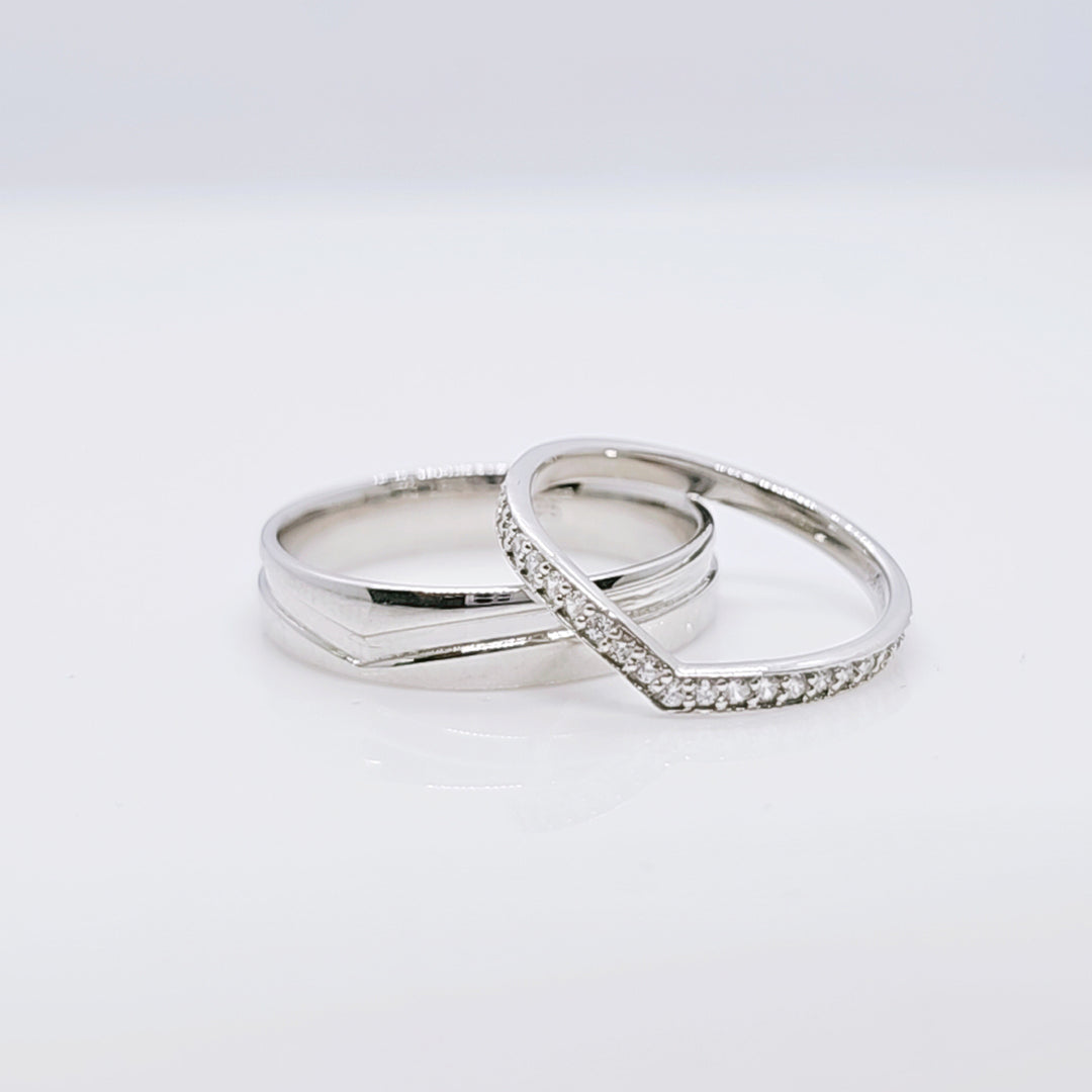 V Couple Ring in 925 Silver