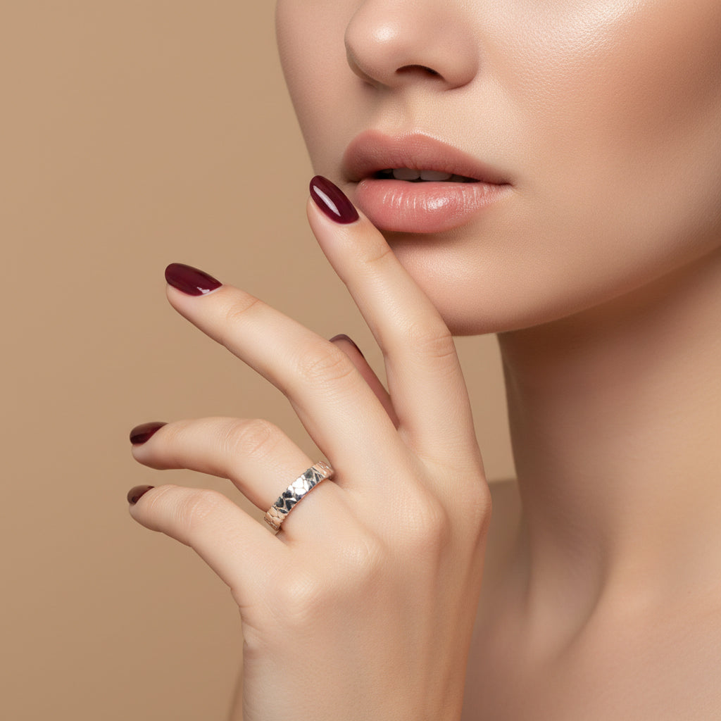 Hearts band ring in 925 silver