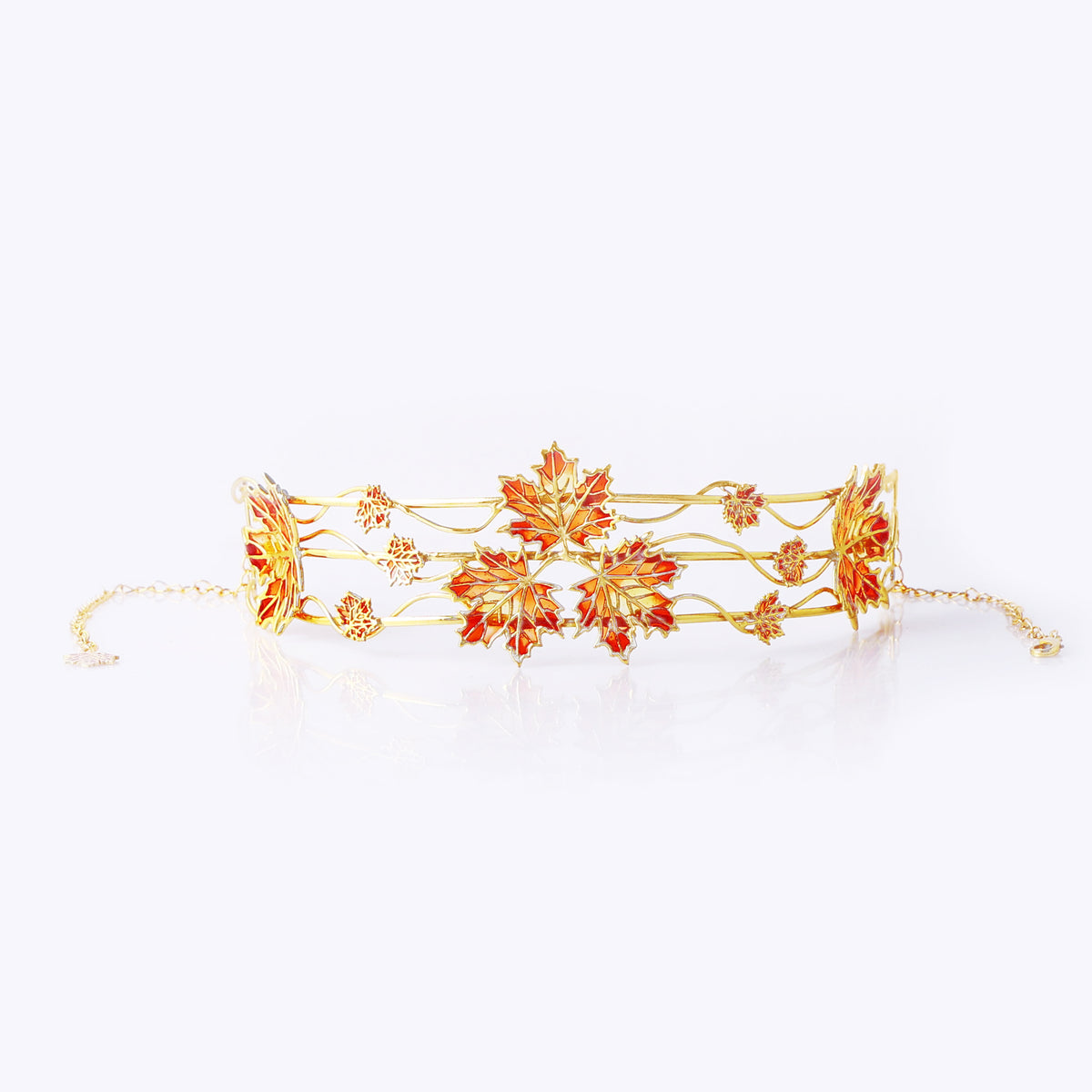 Maple leaves statement choker necklace