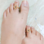 Load image into Gallery viewer, Dainty Blue Sparkle Toe Ring
