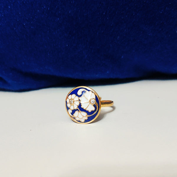 Glorious round tiny flora ring