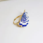 Load image into Gallery viewer, Crisp &amp; Crinkle Wave Ring
